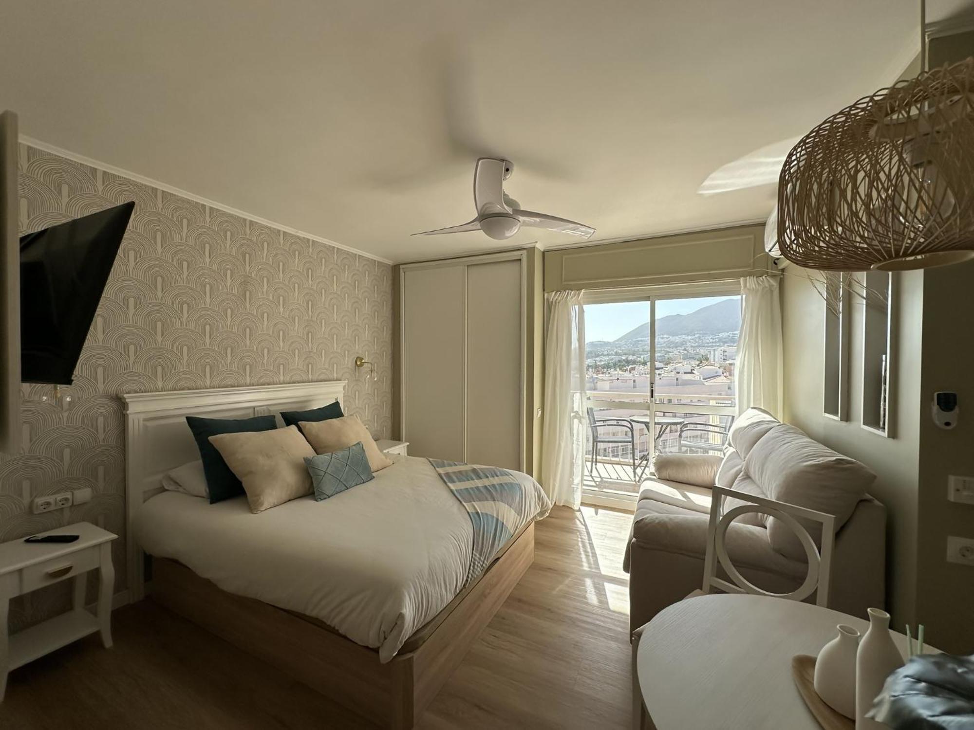 Estudio Agata Con Piscina A 800M De La Playa Benalmádena Εξωτερικό φωτογραφία