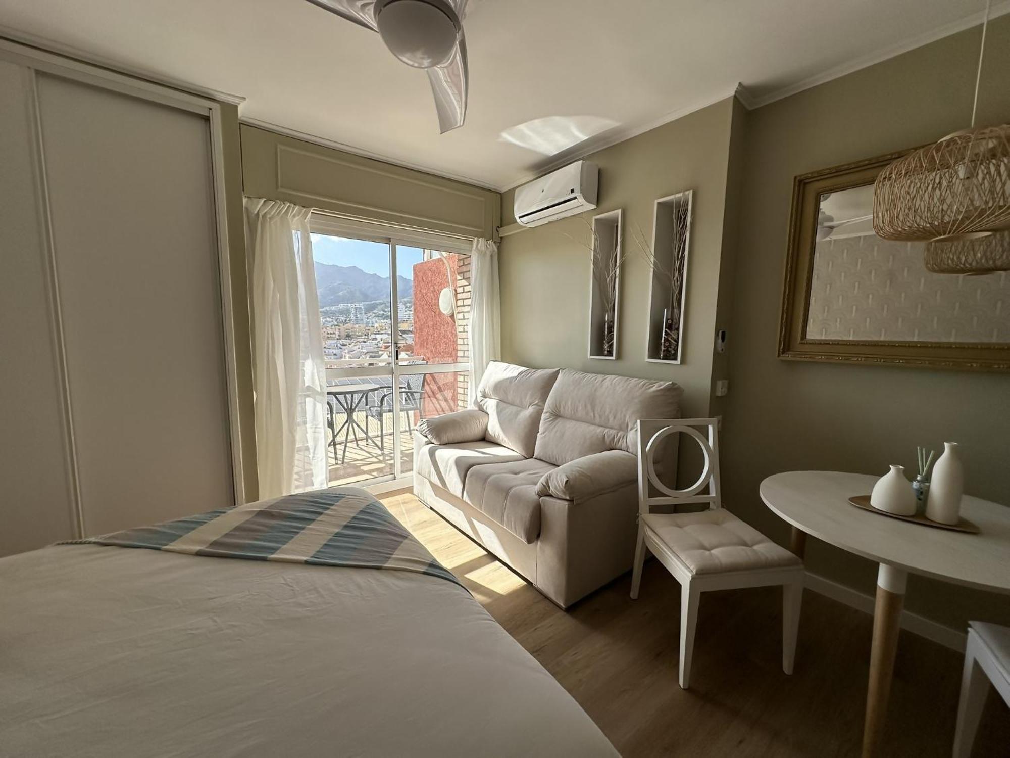 Estudio Agata Con Piscina A 800M De La Playa Benalmádena Εξωτερικό φωτογραφία