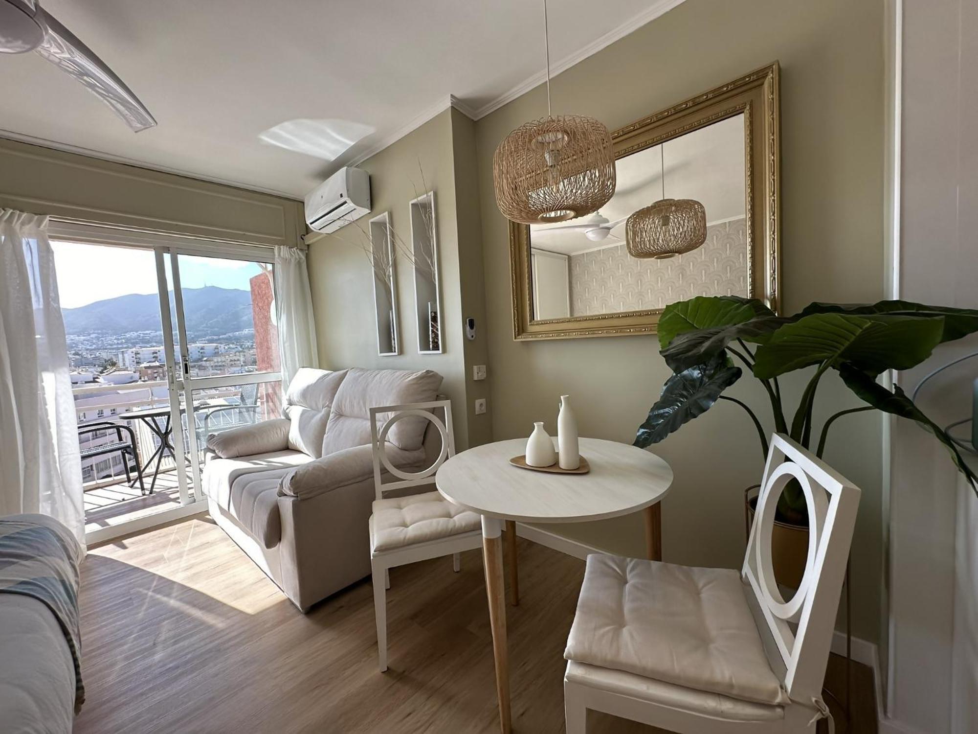Estudio Agata Con Piscina A 800M De La Playa Benalmádena Εξωτερικό φωτογραφία